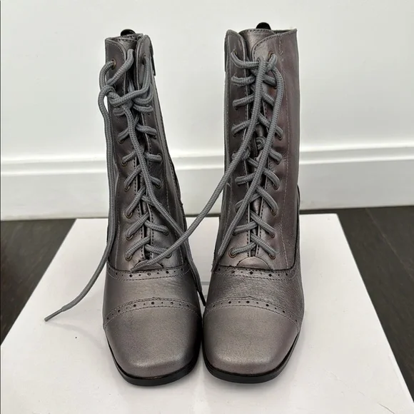 Elegant Pewter Lace-Up Ankle Boots - Picture 4 of 13